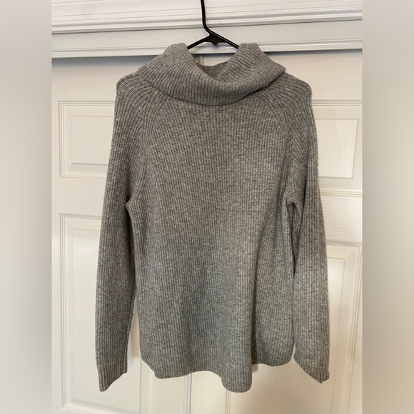 Loft Wool Sweater - Picture 3 of 7